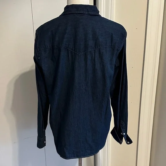 Levi's Indigo Denim Button Down Shirt - Picture 4 of 4